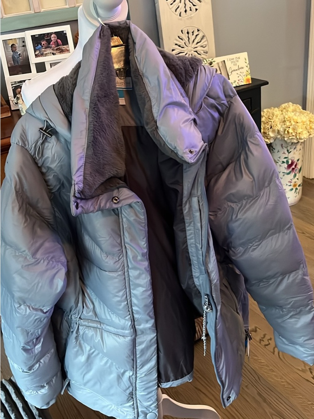 Columbia Iridescent Lavender-Gray Puff Jacket with Plush Collar